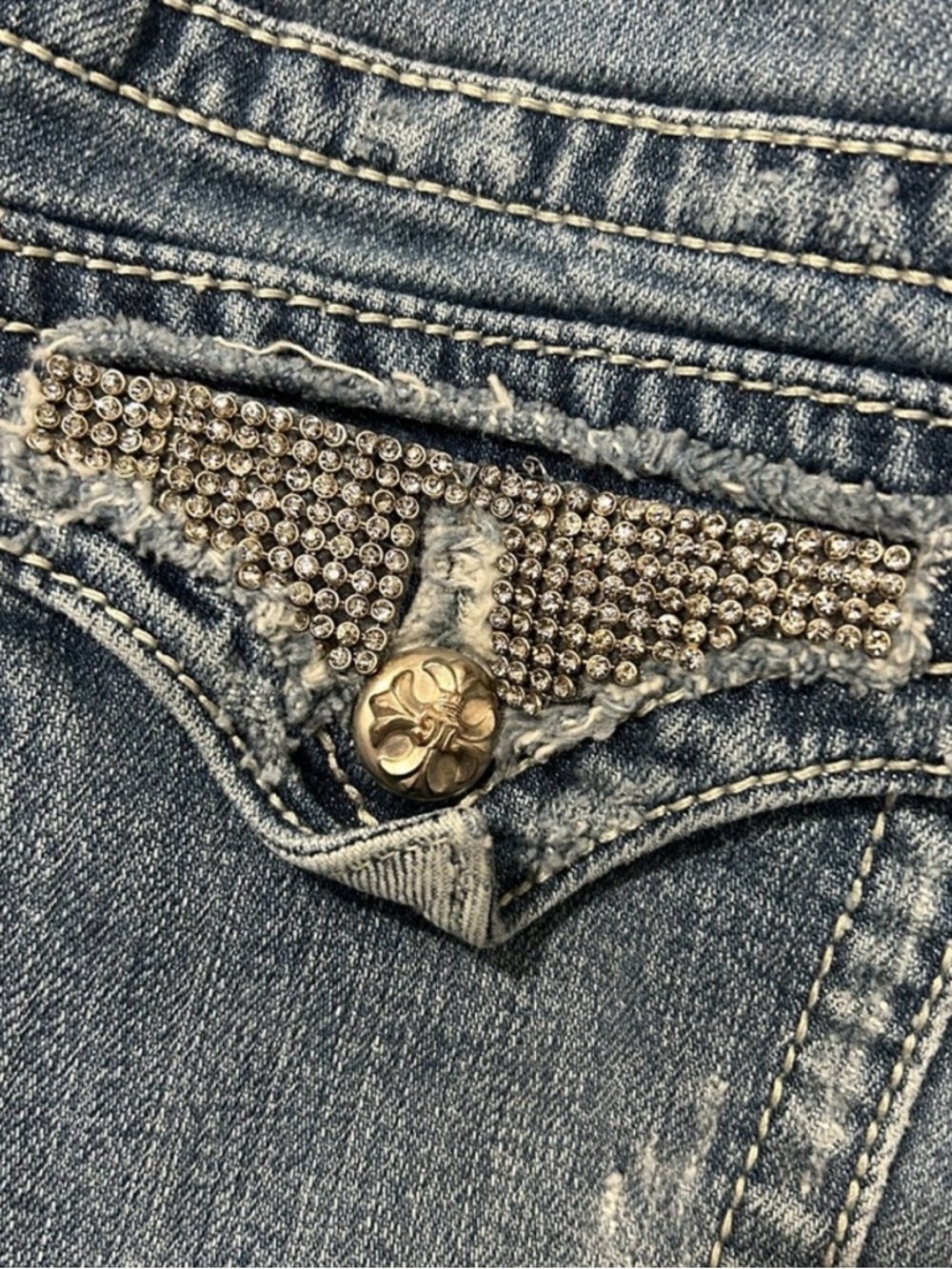 Miss Me Blue Boyfriend Denim Shorts - Picture 4 of 4